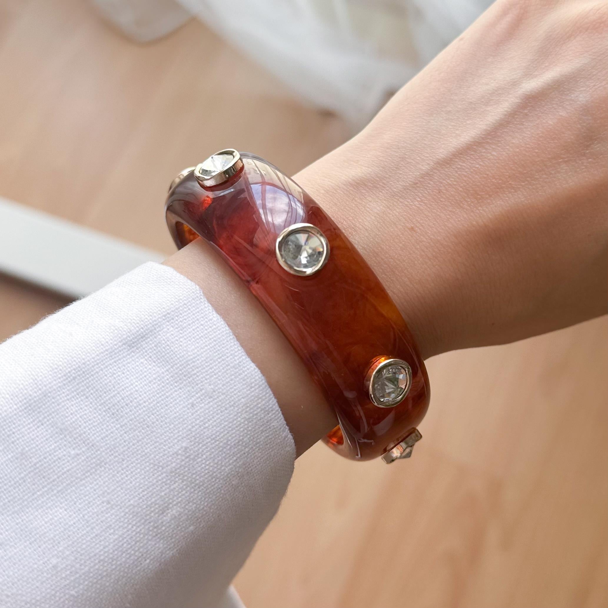 Kemik Renkli Taşlı Bileklik