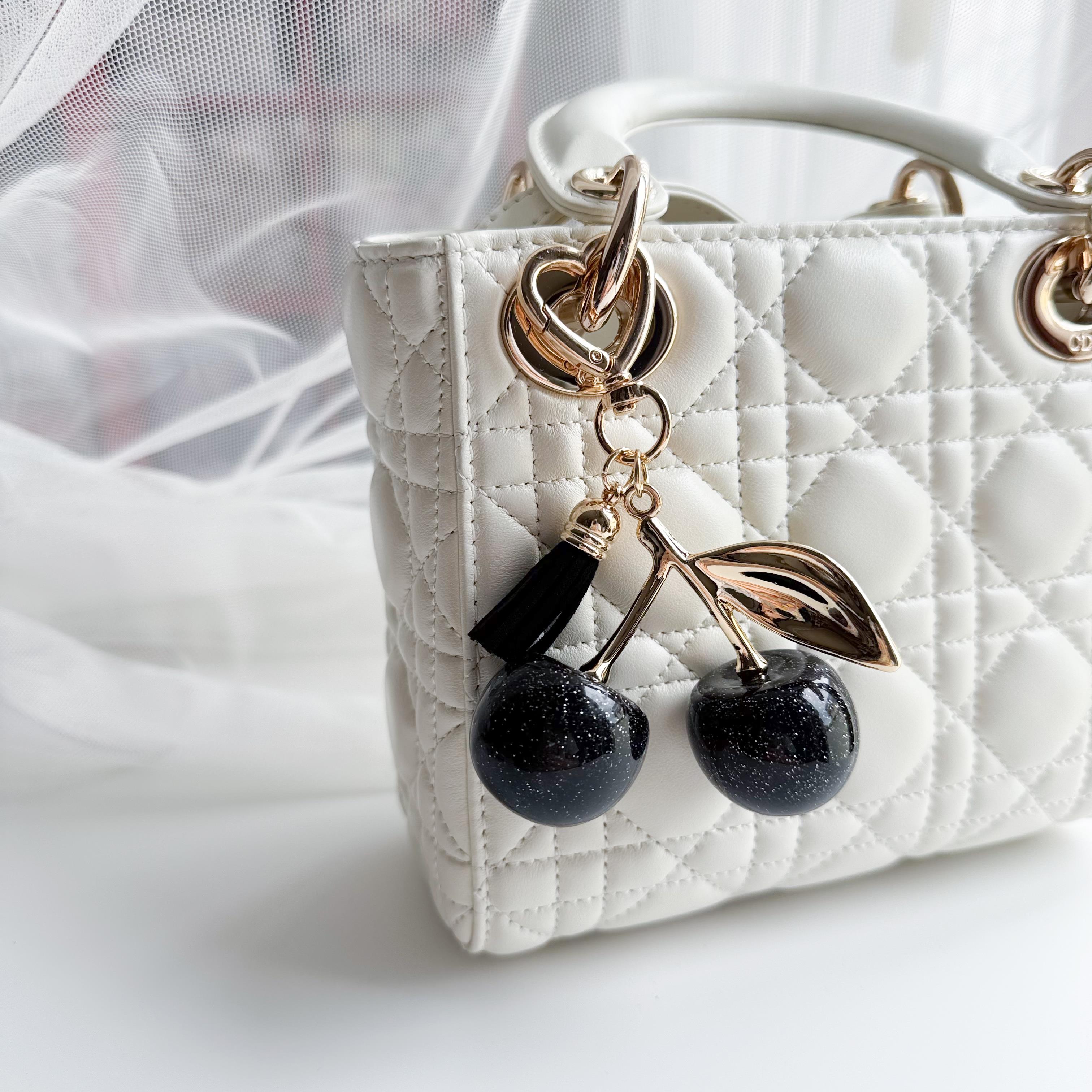 Kiraz Çanta Aksesuarı