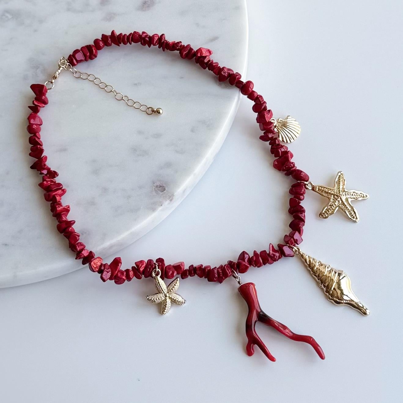 Mercan Charm Kolye