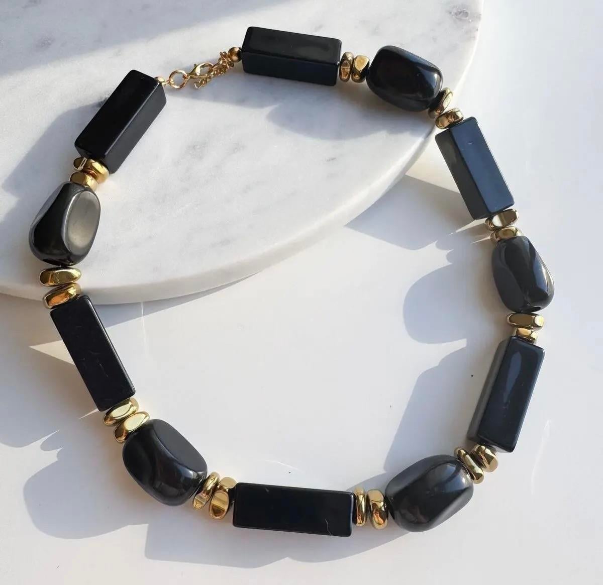 Siyah Boncuklu Kolye