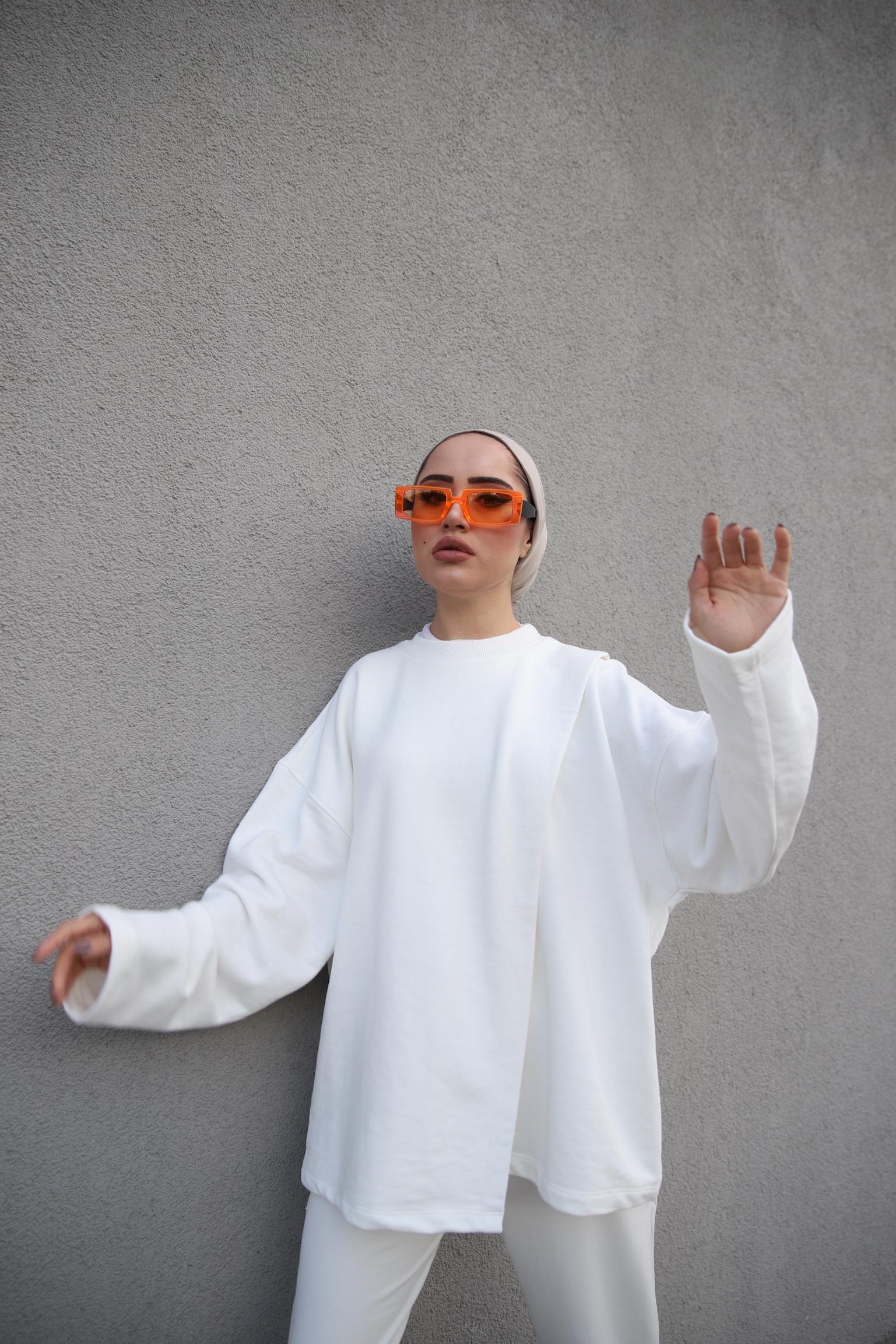 Kapaklı Tasarım Sweat Beyaz