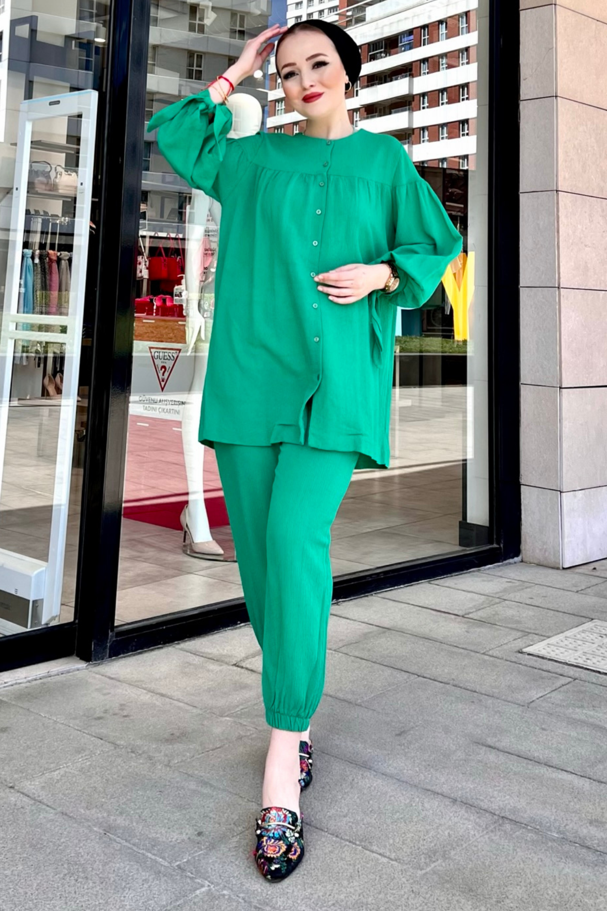 Kol Bağcıklı Müslin Takım BENETTON