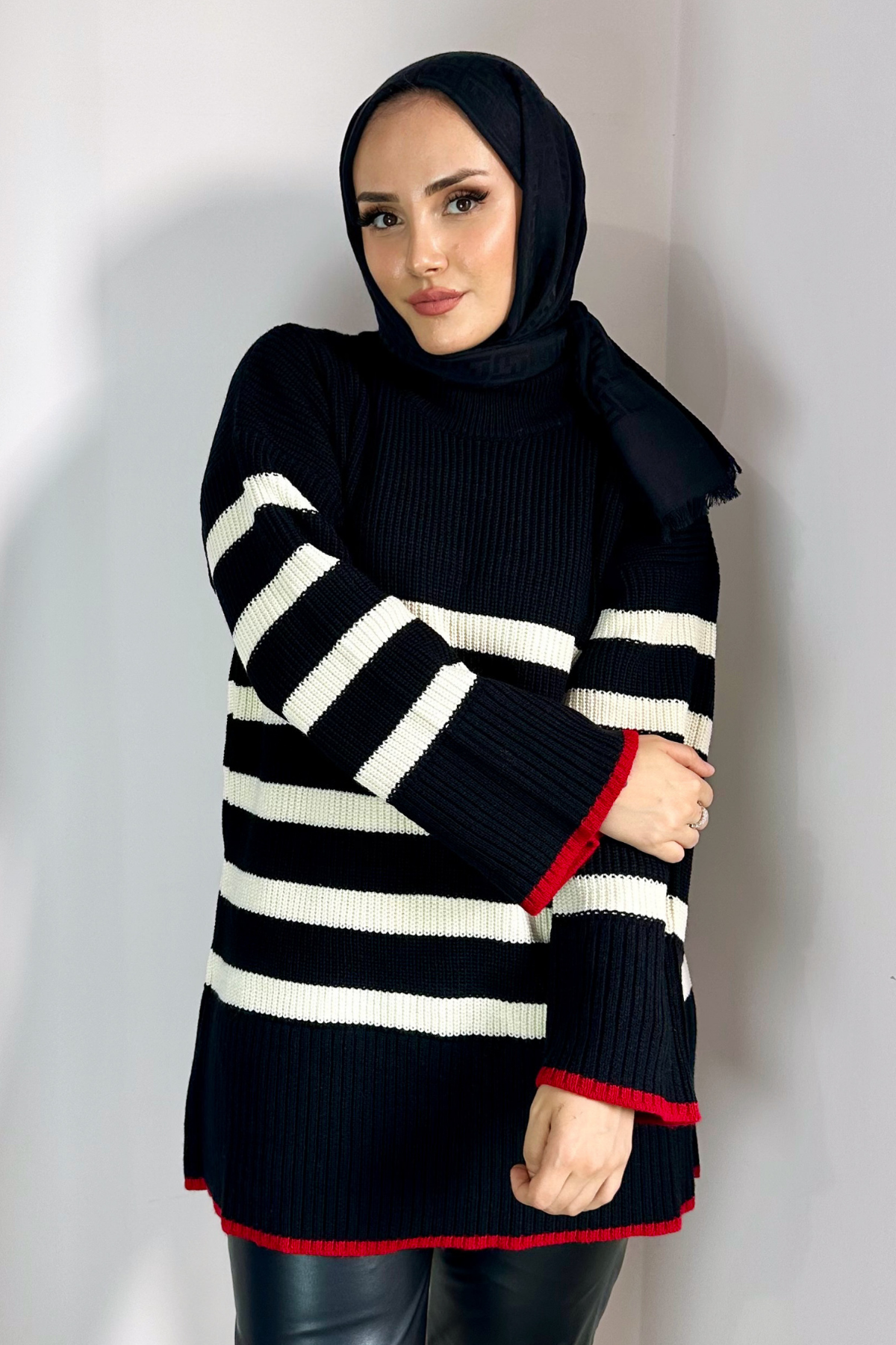 Pinta Çizgili Triko Kazak SİYAH