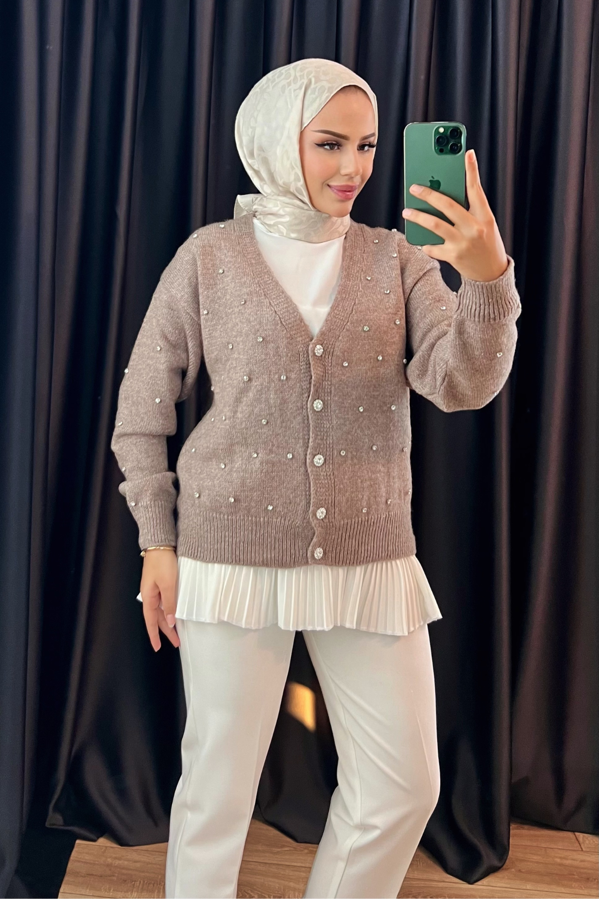 Boncuklu Hırka VİZON