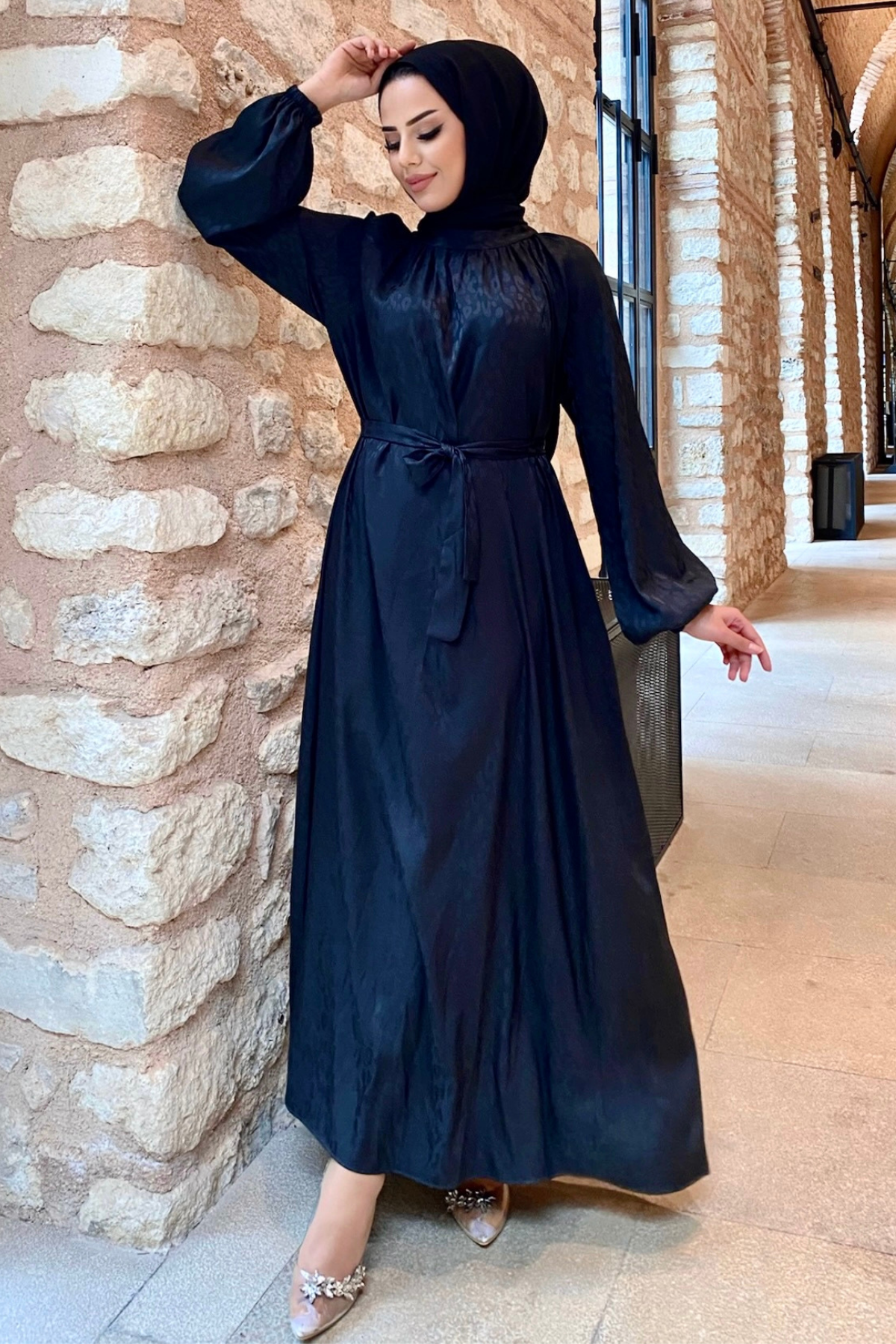 Desenli Saten Elbise SİYAH