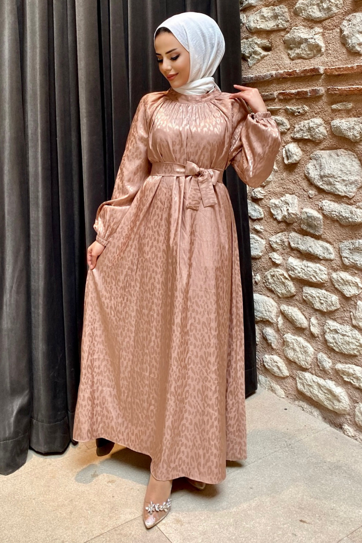 Desenli Saten Elbise VİZON