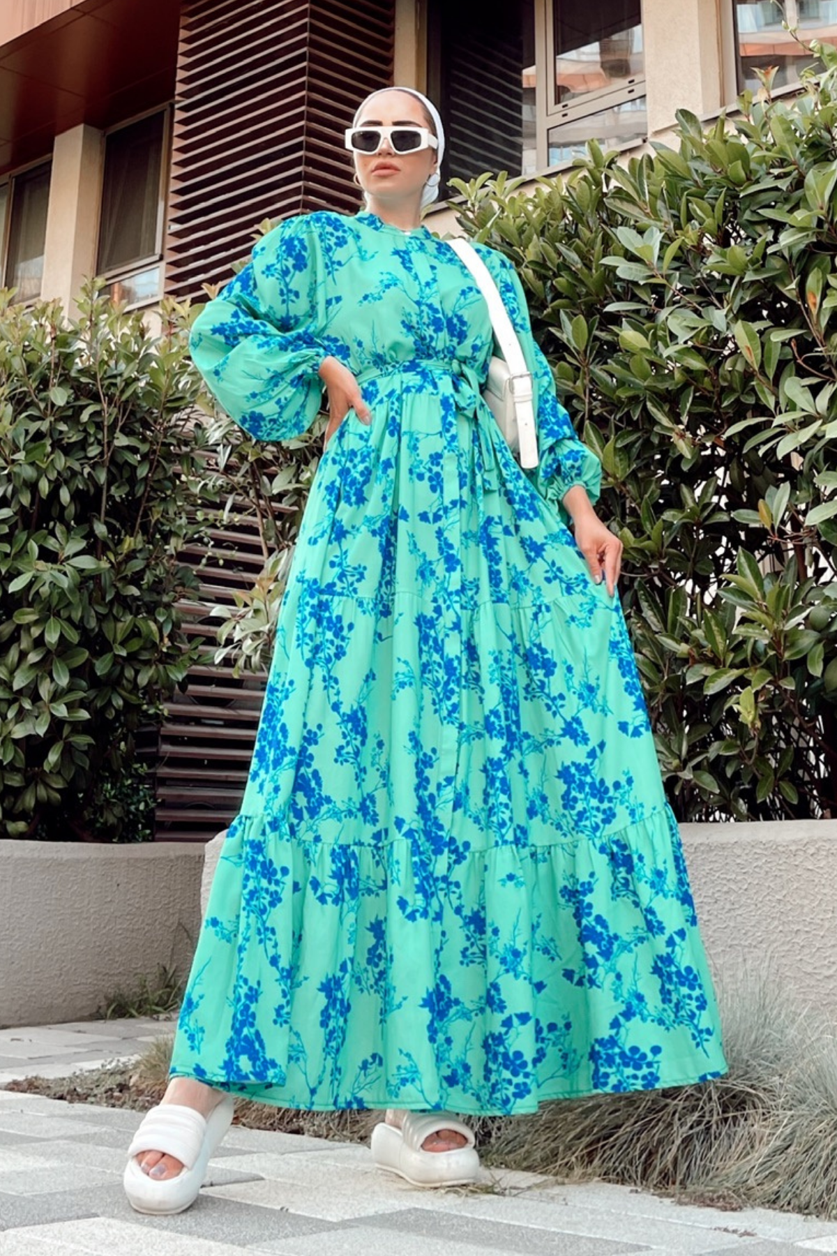 Linda Elbise YEŞİL