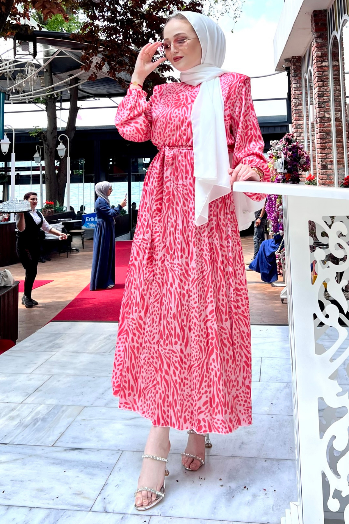 Zebra Piliseli Elbise PEMBE