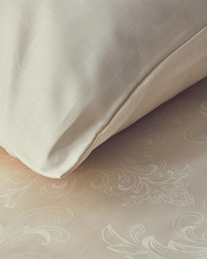 Elegant Crown Pamuk Saten King Size Nevresim Takımı Fildişi