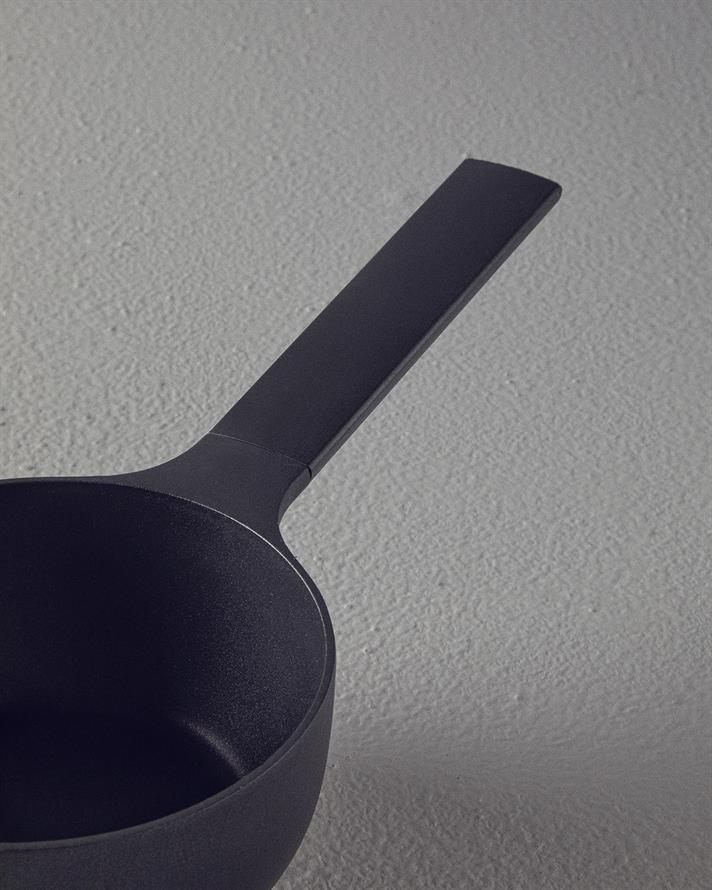 Prime Döküm Sos Tenceresi 16 Cm Siyah