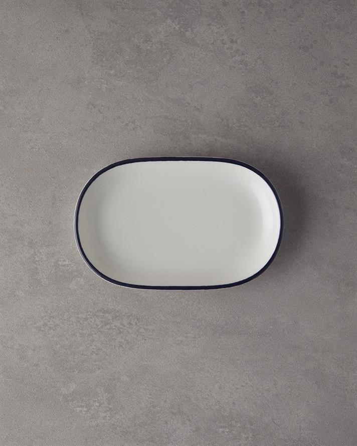 Skyline Porselen Kayık Tabak 18 cm Siyah