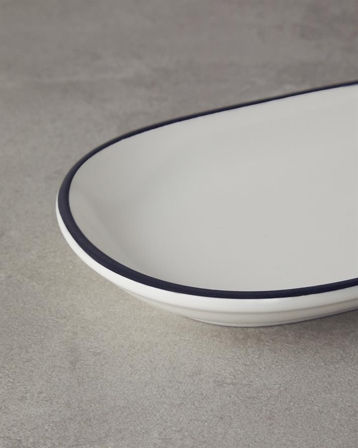Skyline Porselen Kayık Tabak 18 cm Siyah