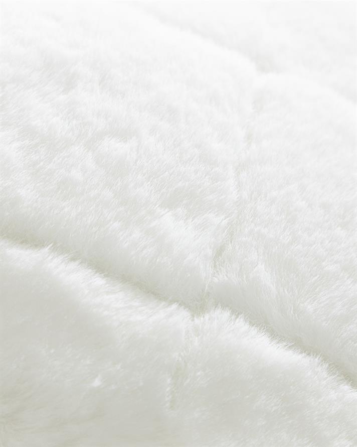 Soft Touch Rabbit Pelüş Kırlent Kılıfı Beyaz