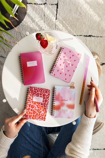 9x14 cm Sert Kapak Spiralli Çizgili 4’lü Cep Not Defteri Seti - Pembe