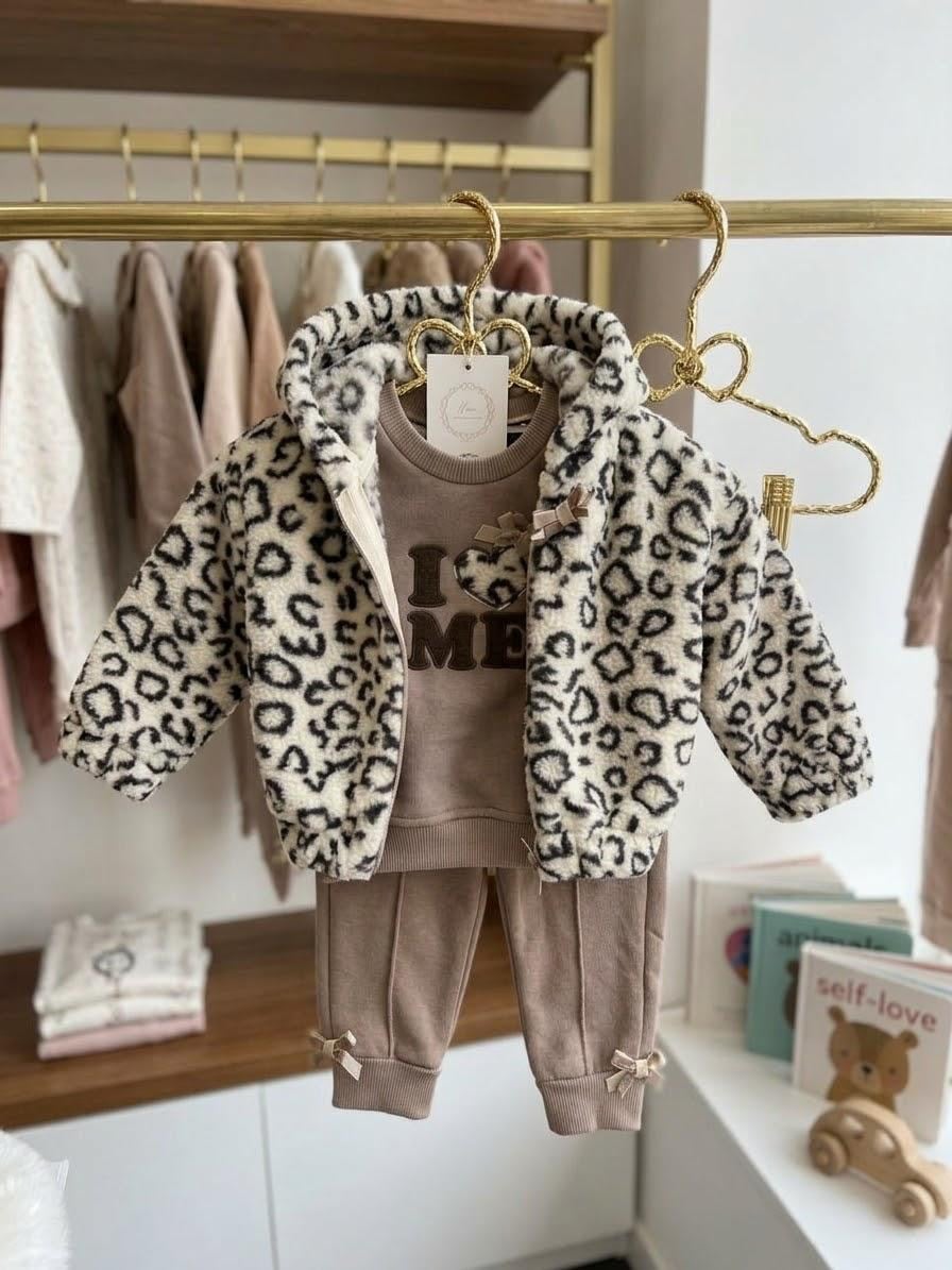  LEOPAR DESENLİ İÇ KISMI ŞARDONLU KIZ BEBEK ÜÇLÜ TAKIM