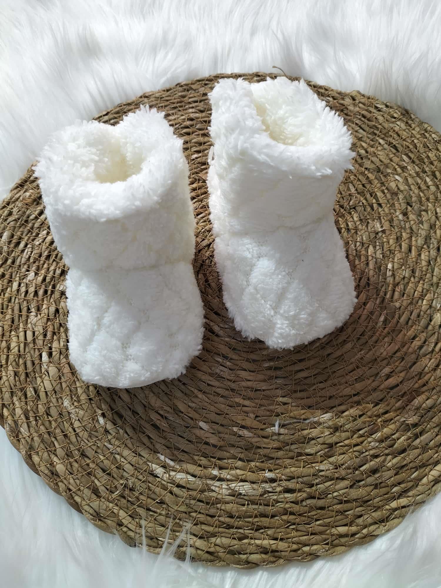  BEBEK STORY BABY PELUŞ KAPİTONELİ EV PANDUFU