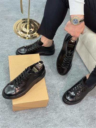 AGAH MODEL AÇMA SİYAH RUGAN SNEAKER