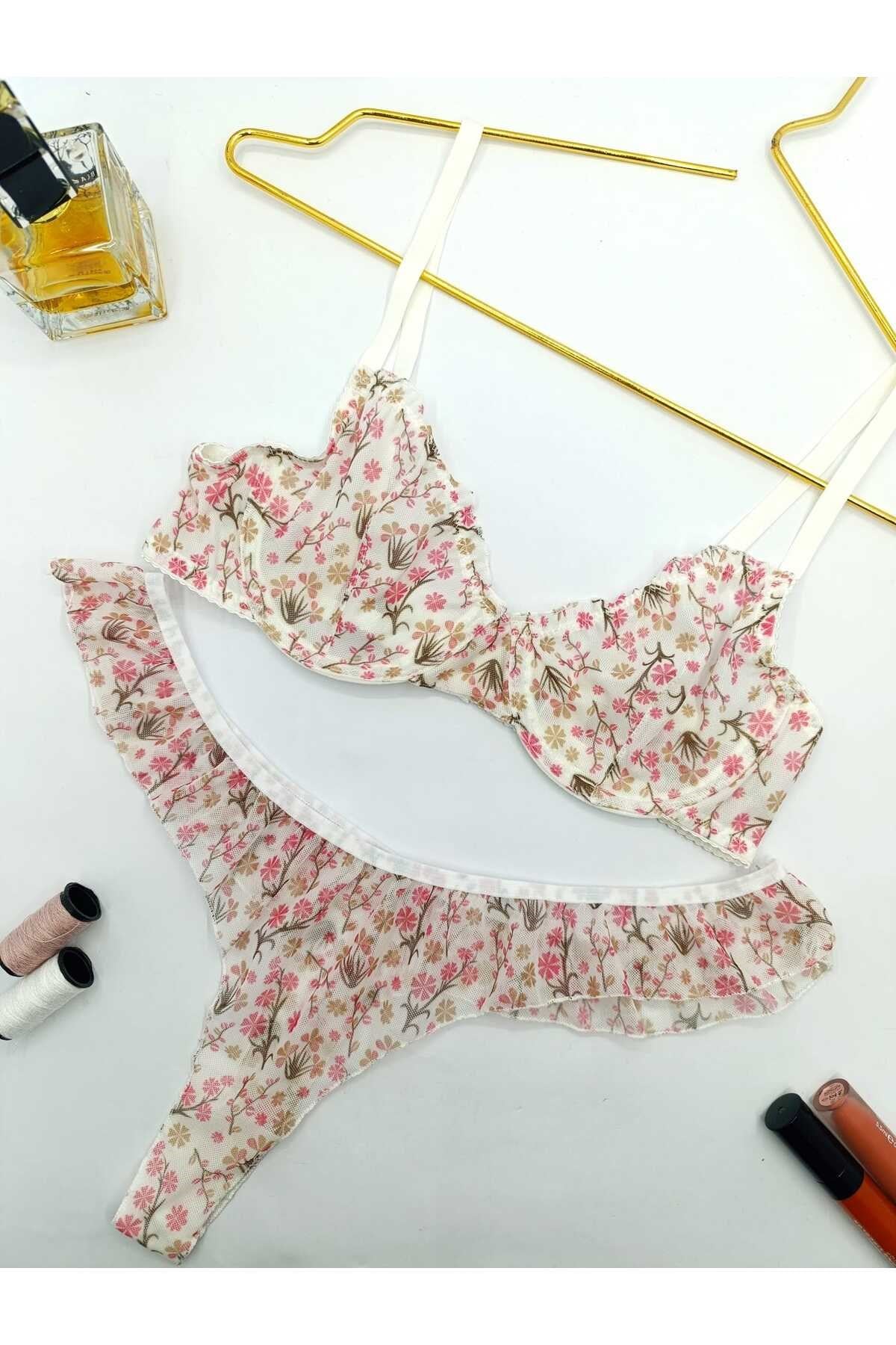 Jasmin Beyaz Çiçek Desenli Tanga Külotlu Sütyen Takım