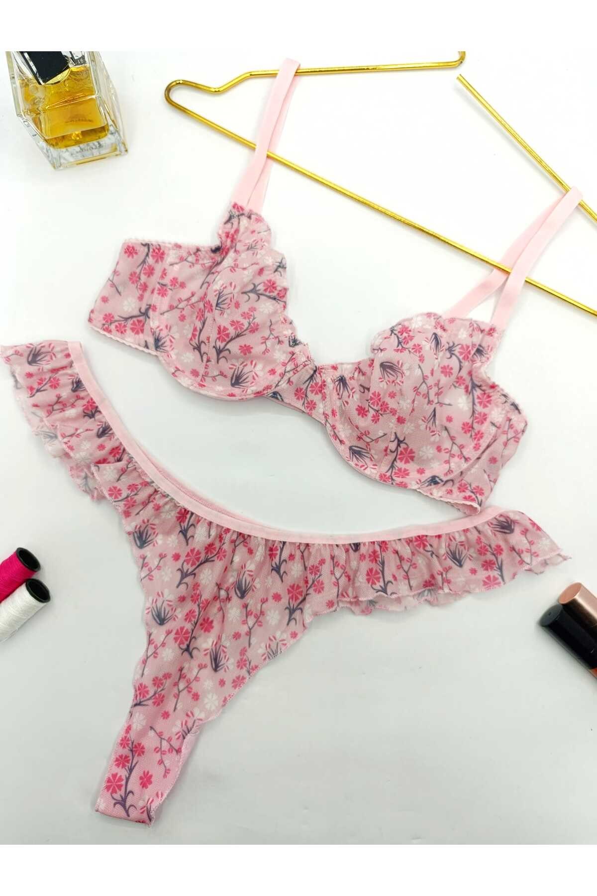 Jasmin Pembe Çiçek Desenli Tanga Külotlu Sütyen Takım