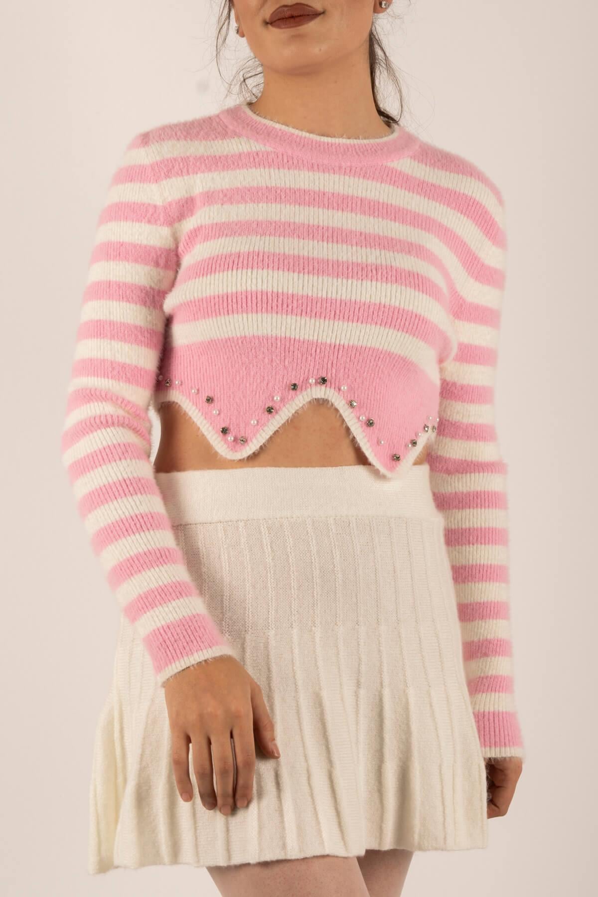 Altı Taşlı Çizgili Crop Kazak