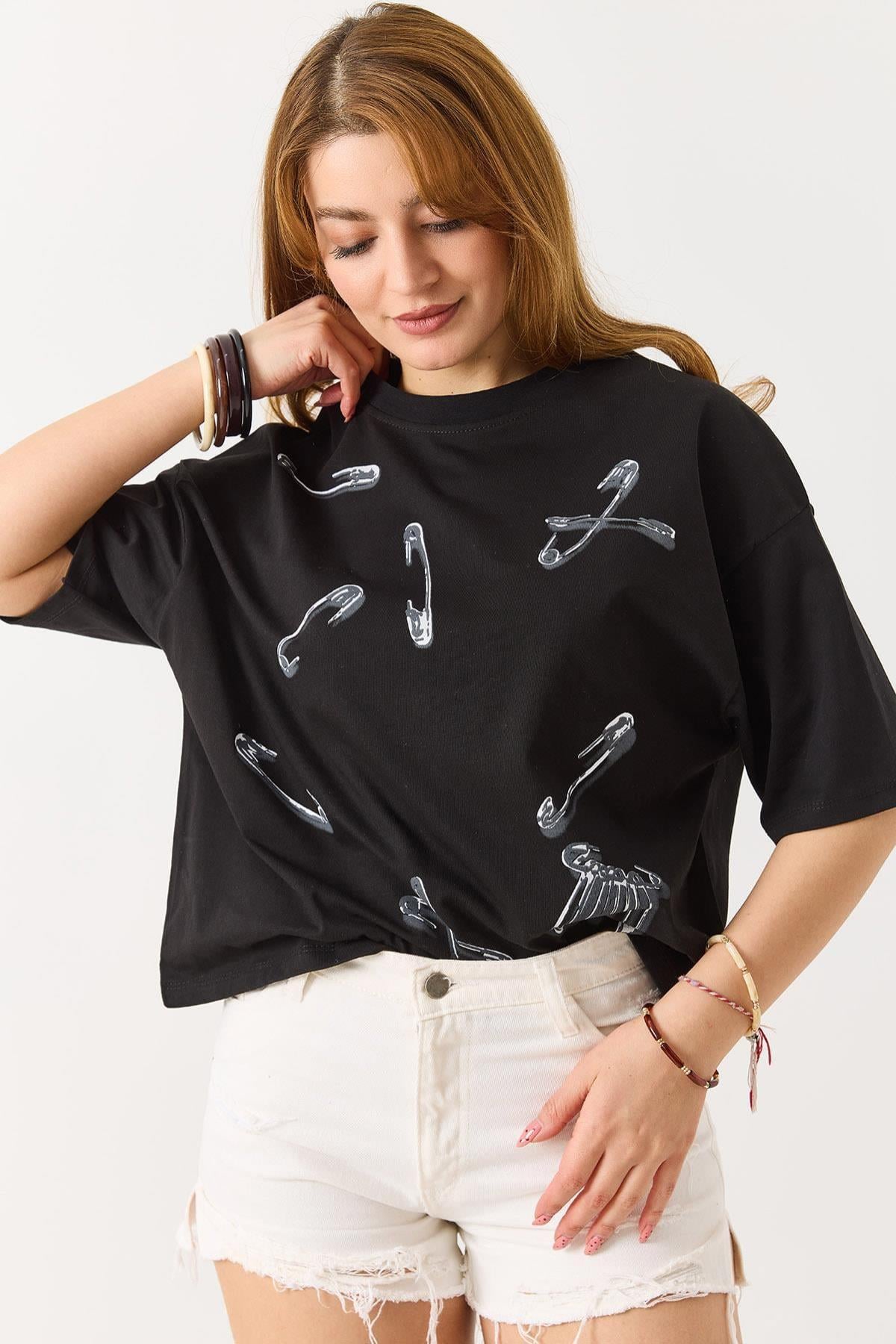Ataş Baskılı Kısa Kollu Tshirt