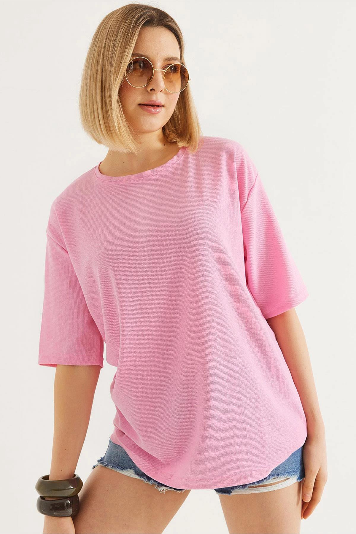 Bisiklet Yaka Oval Kesim Tshirt
