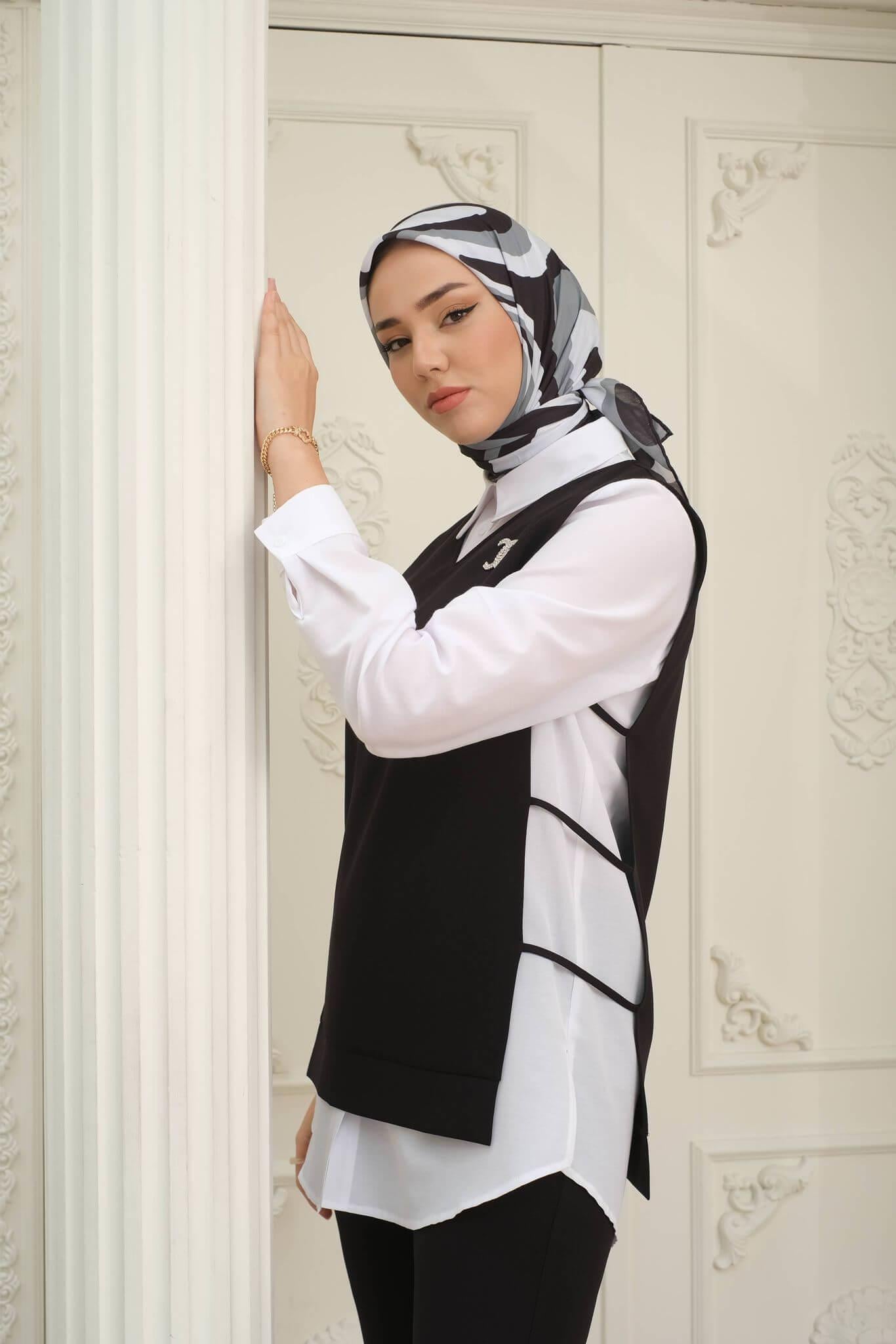 Broş Aksesuarlı Üçlü Takım