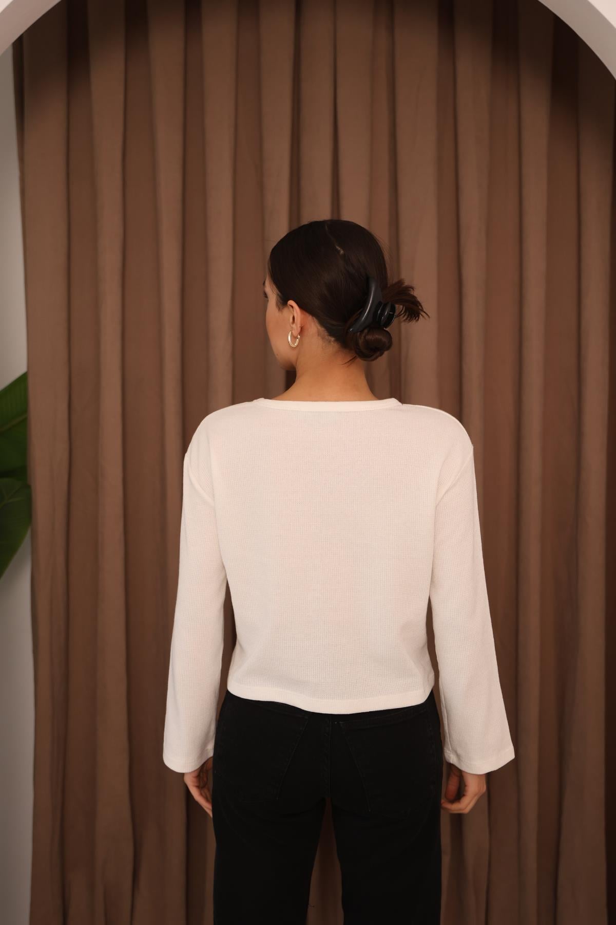 Cep Detalı Uzun Kol Crop Bluz