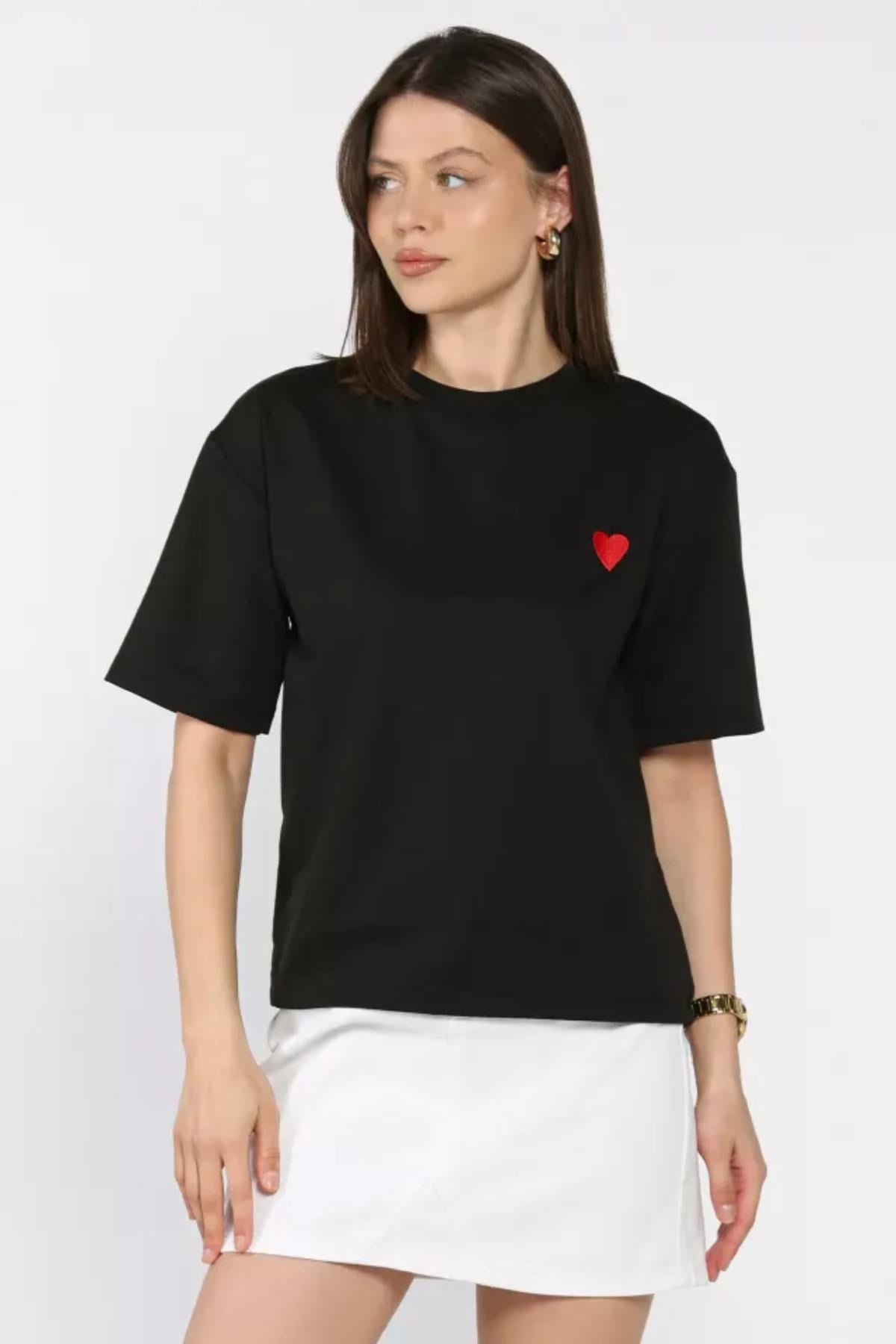 Kalp Nakışlı Modal Tshirt