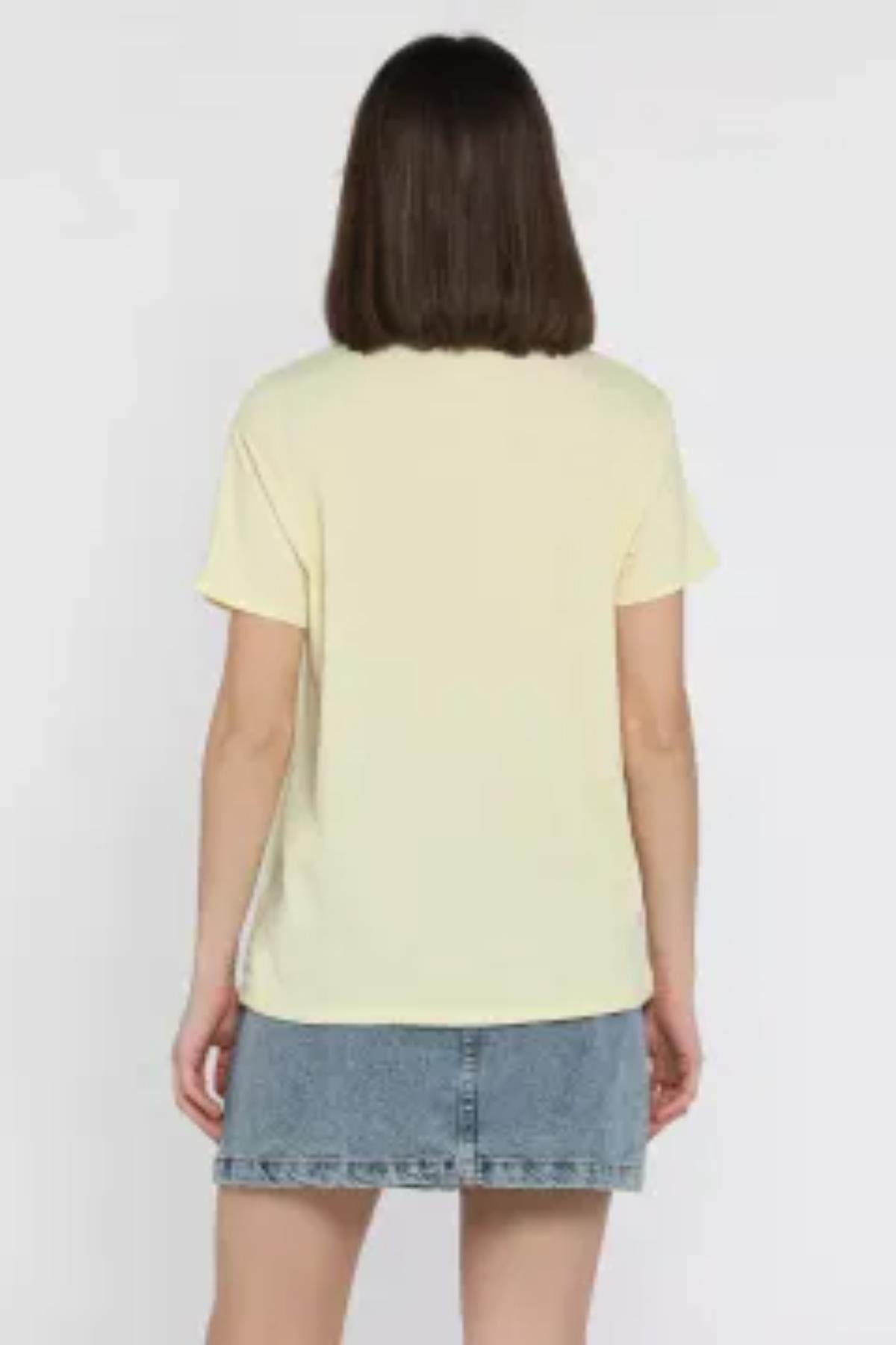 Kalp Nakışlı Modal Tshirt