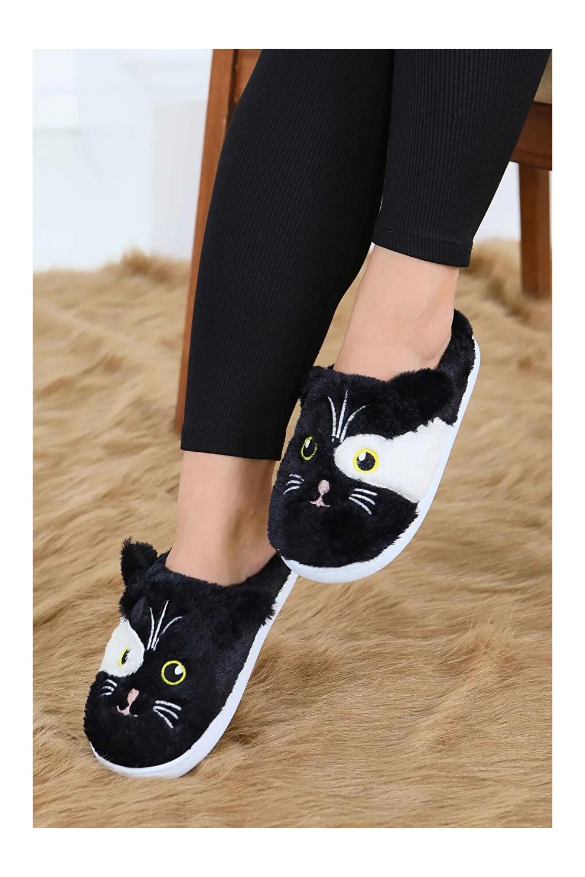 Kedi İşleme Detaylı Kadın Ev Terliği