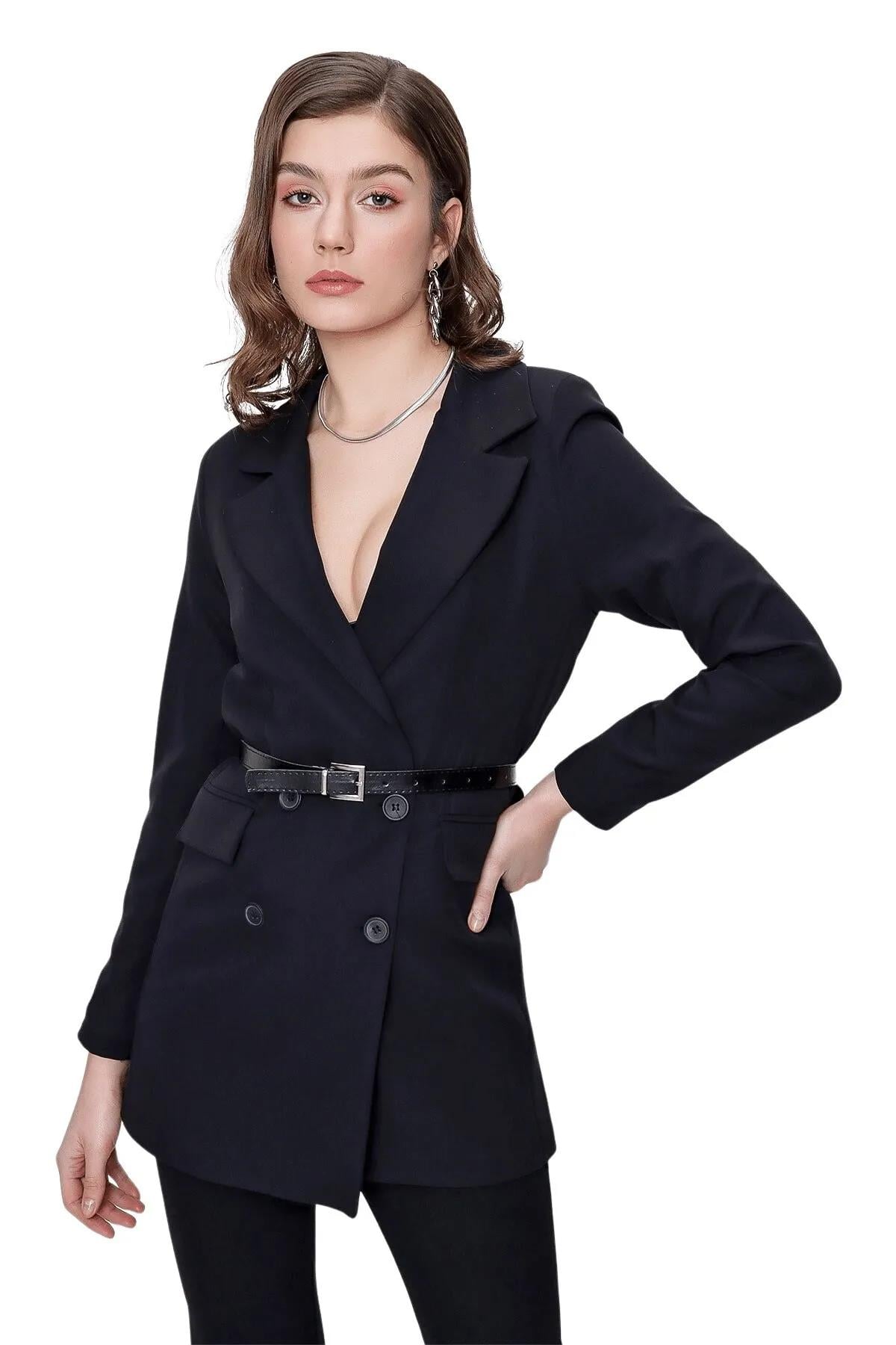 Kemer Detaylı Düğmeli Kruvaze Blazer Ceket