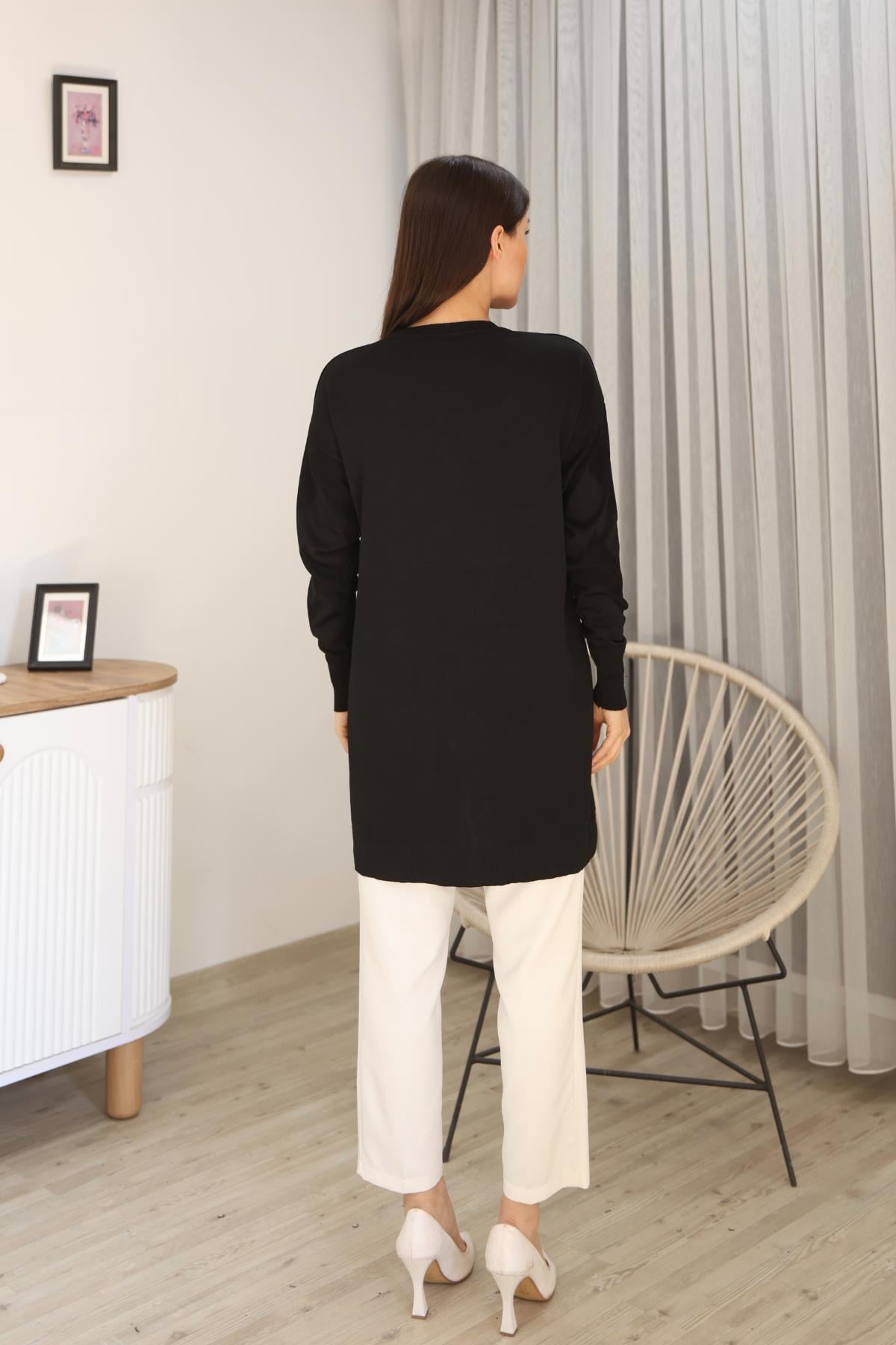 KENDİNDEN DESENLİ KOLU DÜĞMELİ TUNİK