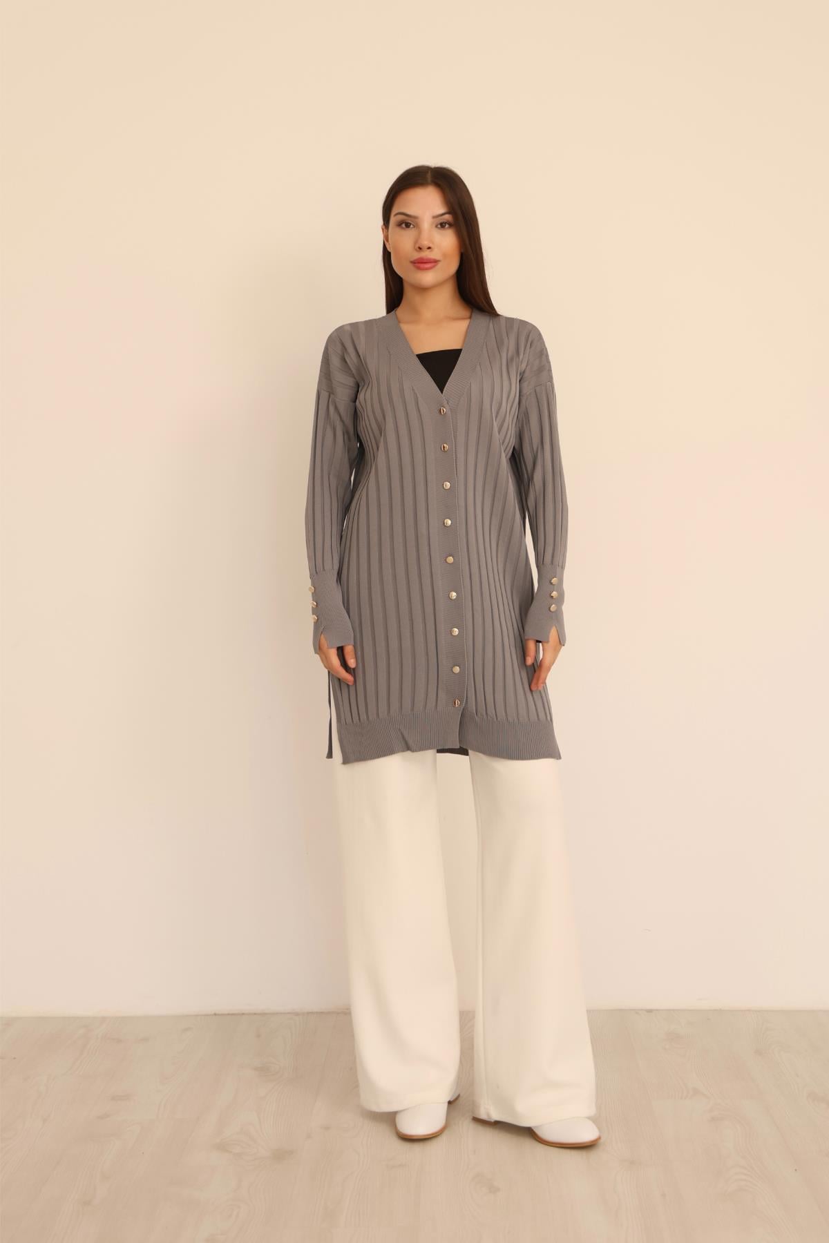 KOLU DÜĞMELİ FİTİLLİ HIRKA