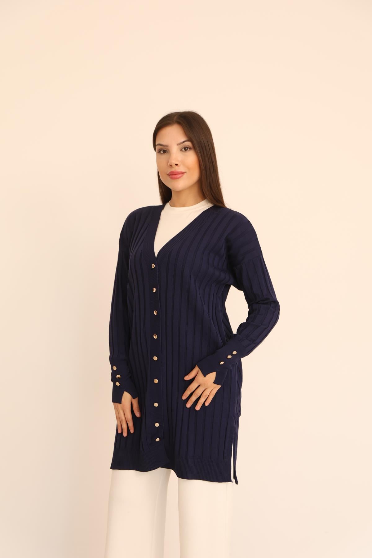 KOLU DÜĞMELİ FİTİLLİ HIRKA