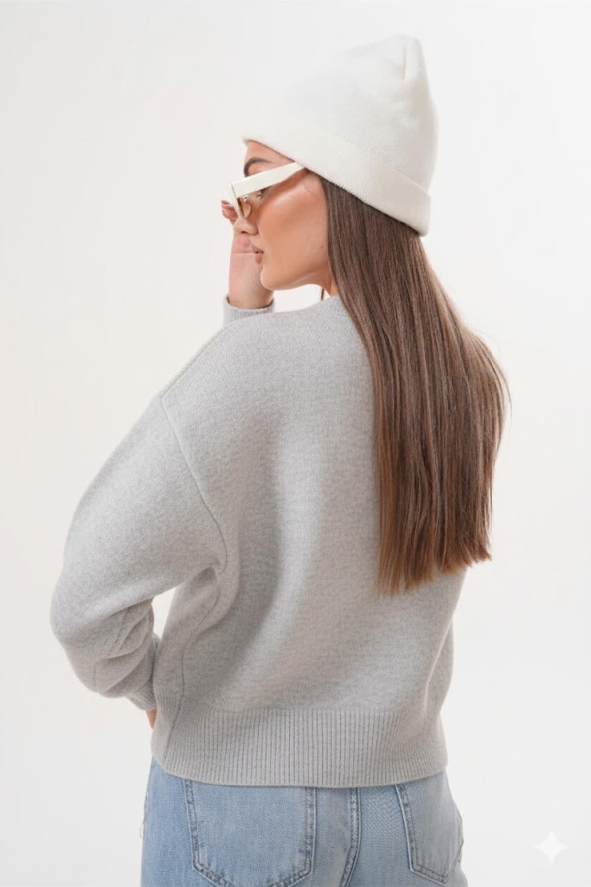 Önü Bağcık Detaylı Triko Örme Hırka