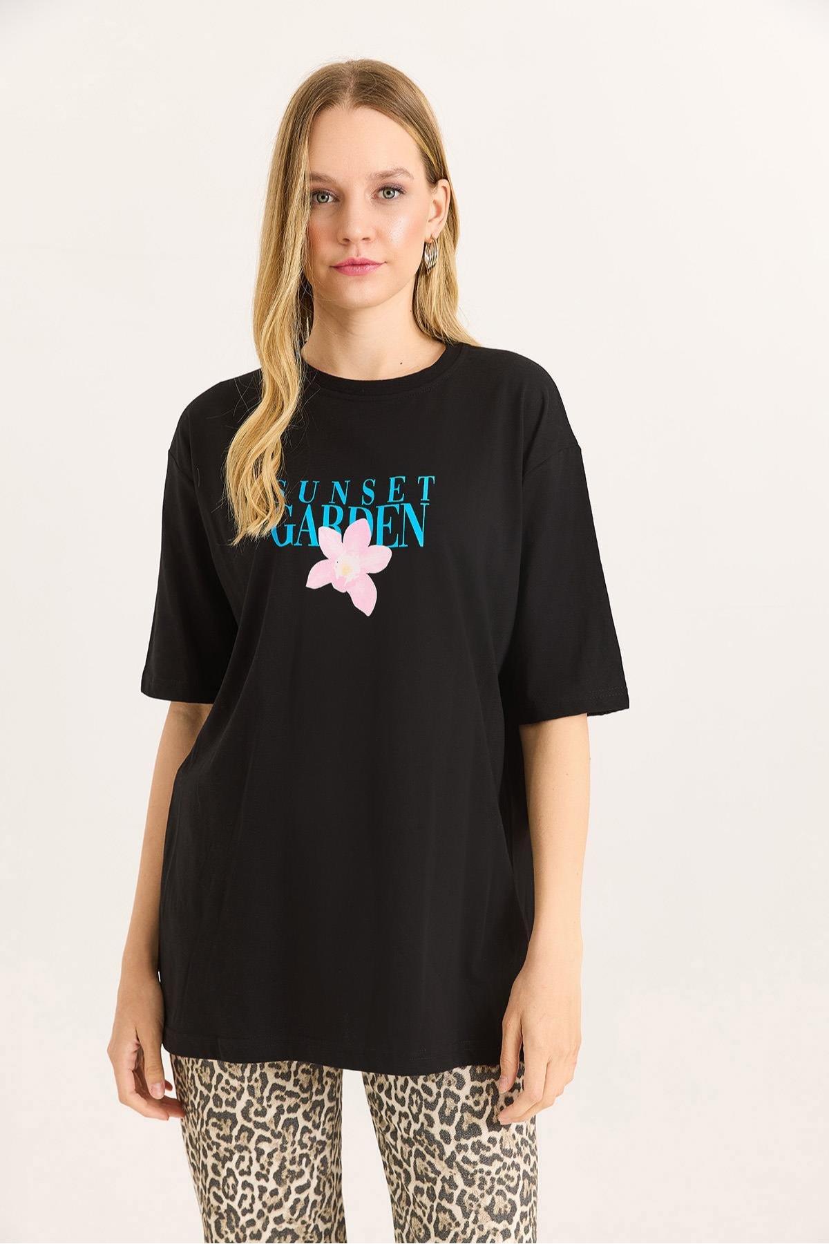 Önü ve Arkası Sunset Baskılı Bisiklet Yaka Tshirt