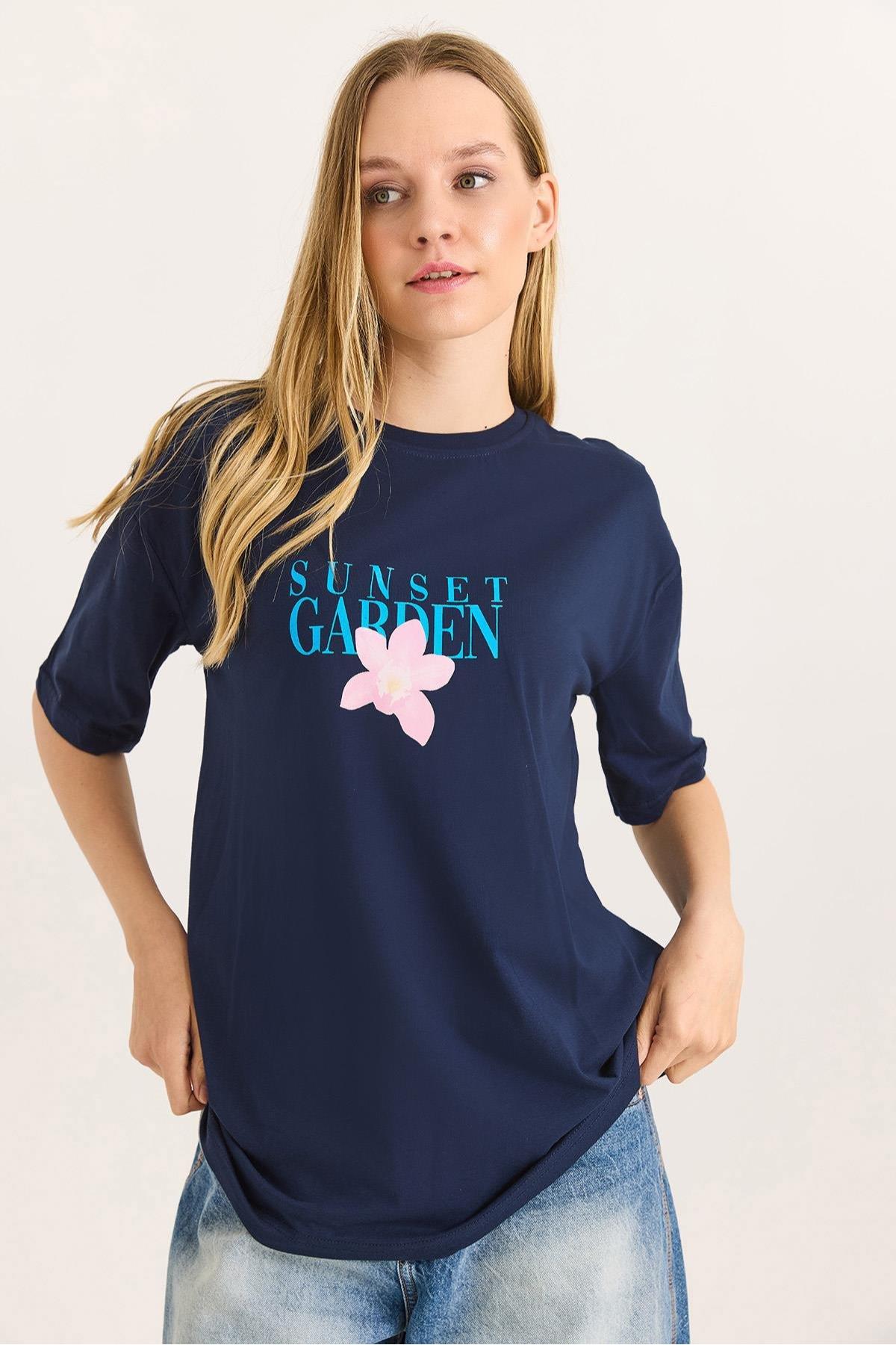 Önü ve Arkası Sunset Baskılı Bisiklet Yaka Tshirt