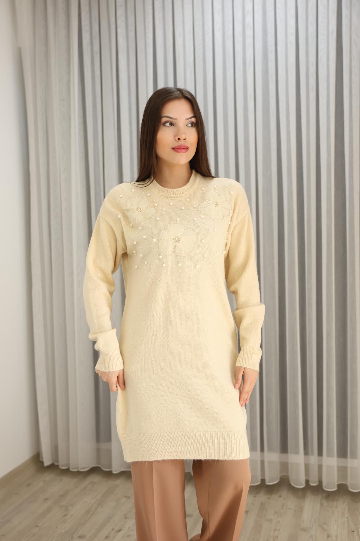 Papatya Aksesuarlı Yumoş Tunik