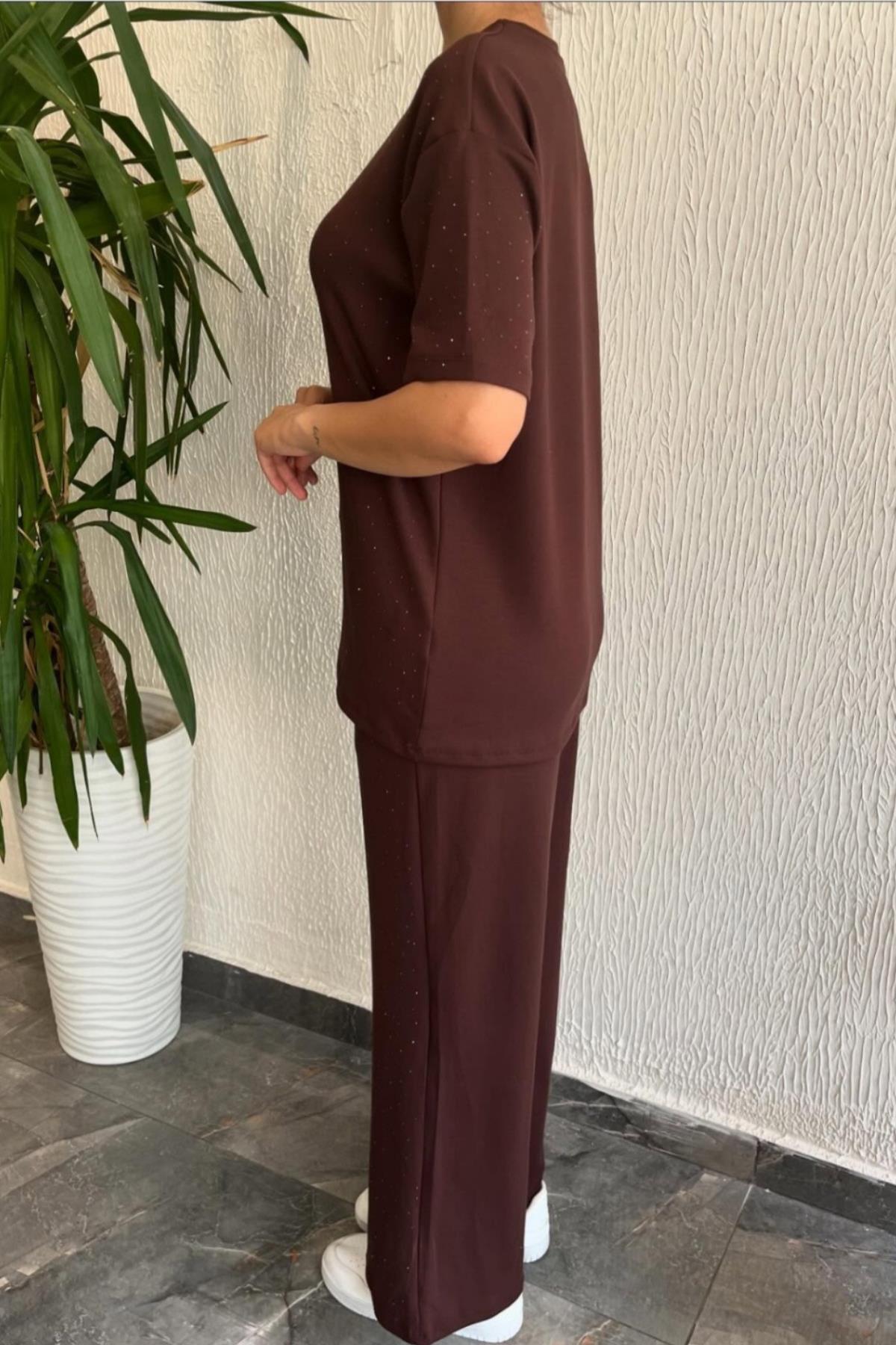 Serpme Taş Detaylı Tshirt Pantolon İkili Takım