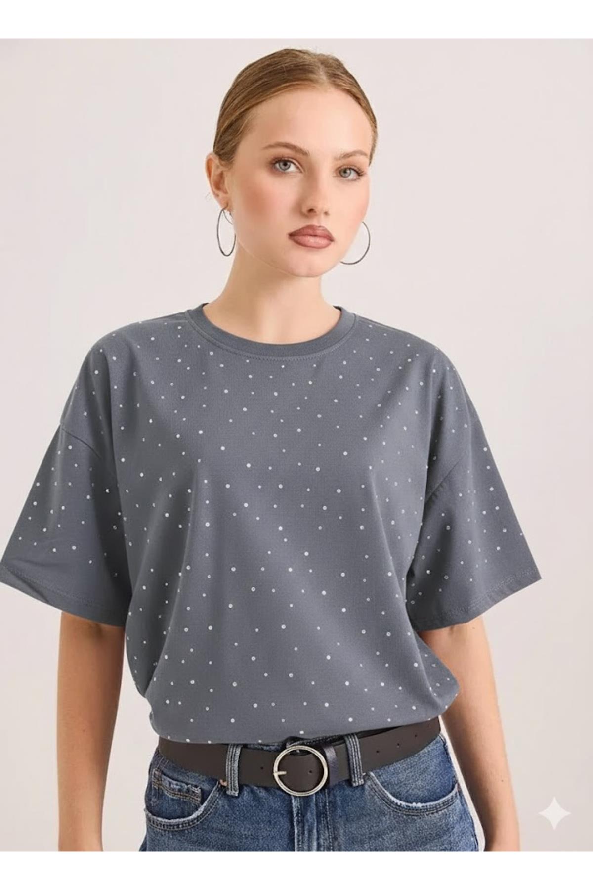 Serpme Taş Detaylı Tshirt