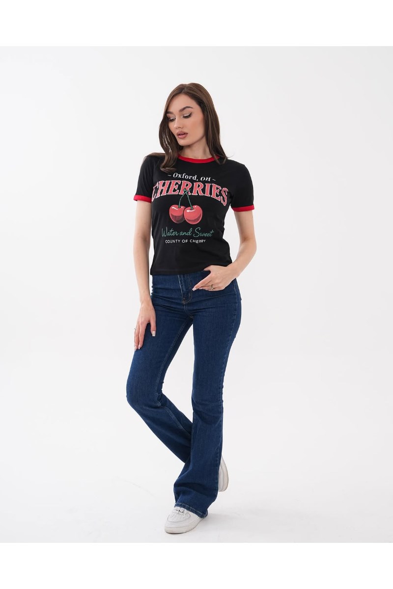 Yaka ve Kol Biyeli Kiraz Desen Tshirt