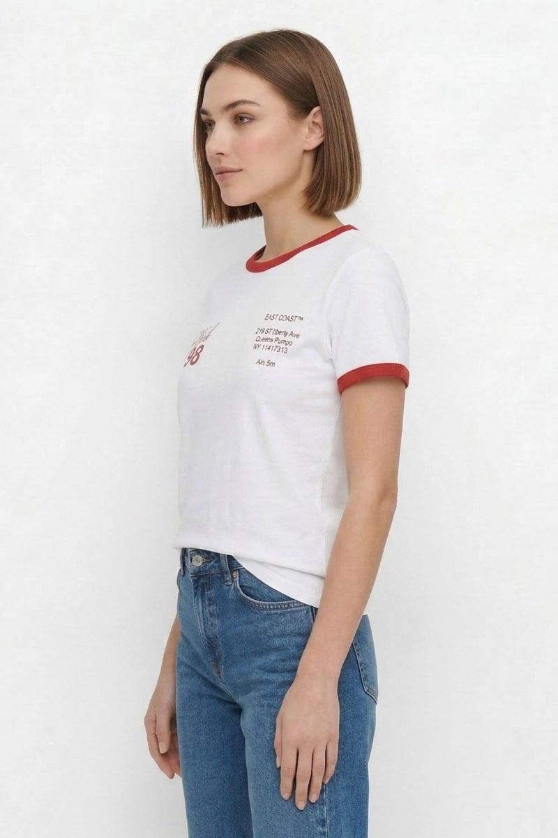 Yaka ve Kol Biyeli Yazı Baskılı Tshirt