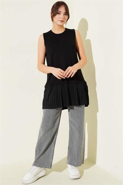 Altı Piliseli Kolsuz İçlik