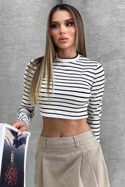 Arka Kemer Detaylı Uzun Kol Çizgili Crop