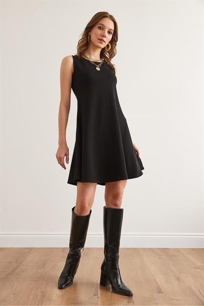 Bisiklet Yaka Kloş Krep Elbise