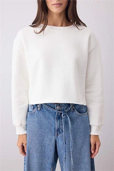 Bisiklet Yaka Şardonlu İki İplik Crop Sweat