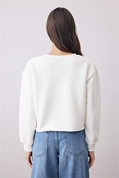 Bisiklet Yaka Şardonlu İki İplik Crop Sweat