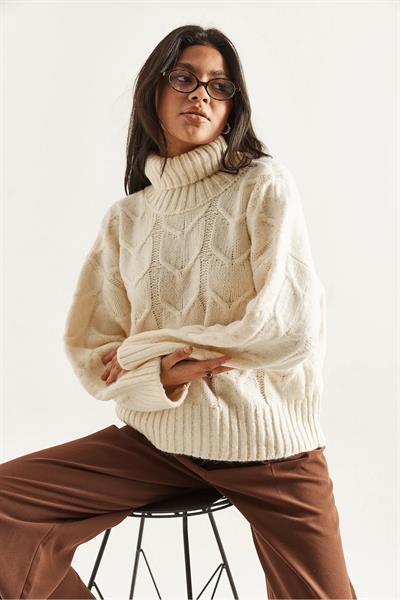 Boğazlı Triko kazak