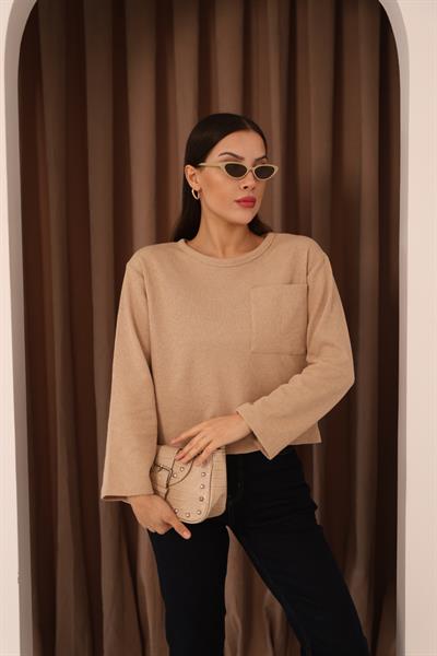 Cep Detalı Uzun Kol Crop Bluz